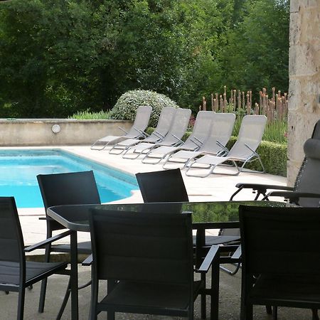 Gite Avec Piscine Proche De St Cirq Lapopie Berganty Exterior foto